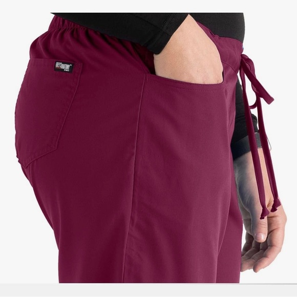 Grey’s Anatomy by Barco Wine XS Riley Set. Mock wrap V-Neck Scrubs Top & Pants - Picture 6 of 13